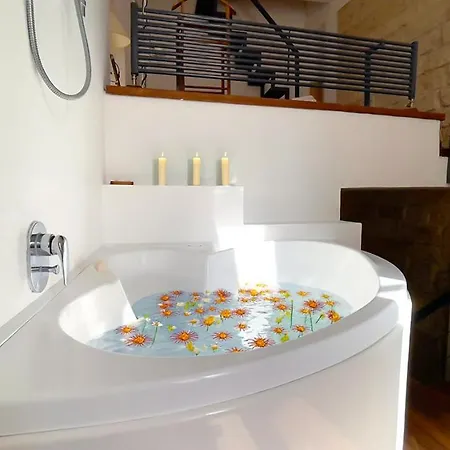 Appartement La Nel Borgo Howme *